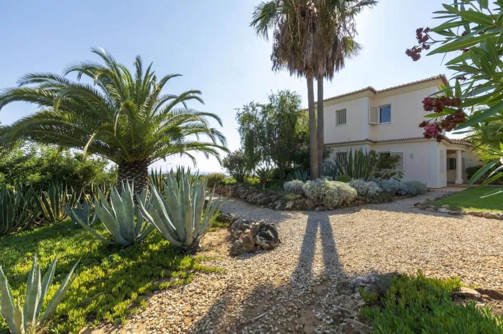 Villa With Beautiful See Views & Spacious Garden Ferragudo  Exterior foto